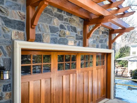 garage door detail - carpenter's challege - Alison project