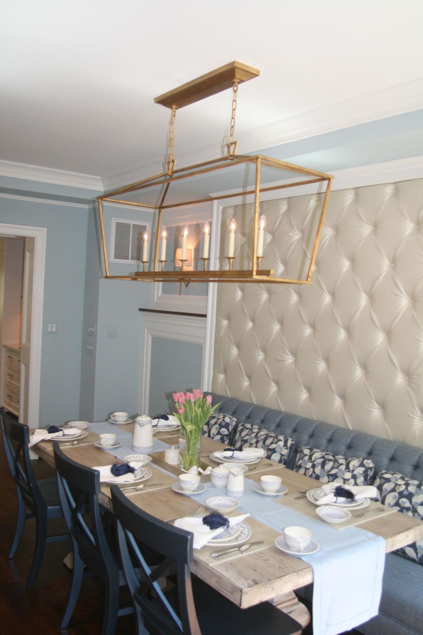 dining room with wall detail - McLean waterfront - Graham project