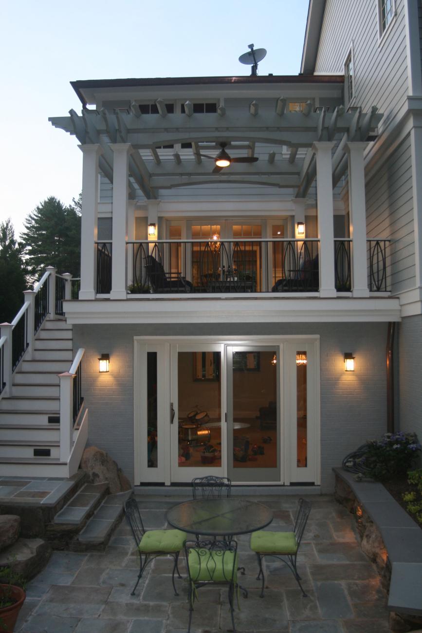 upper desk lighting at dusk - McLean waterfront - Graham project