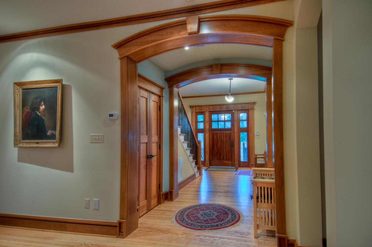 foyer detail - carpenter's challege - Alison project