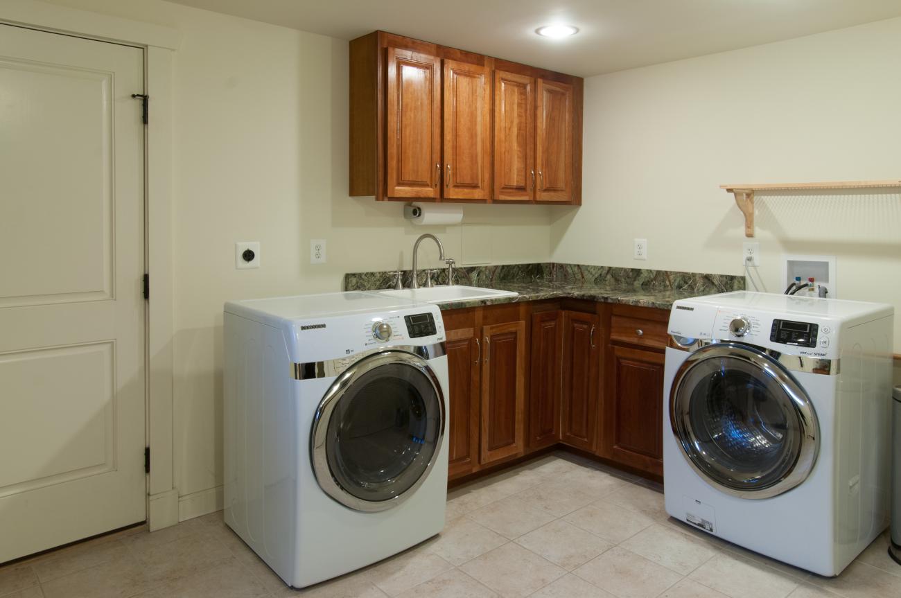 laundry room update - Vienna split level renovation - Boswell project