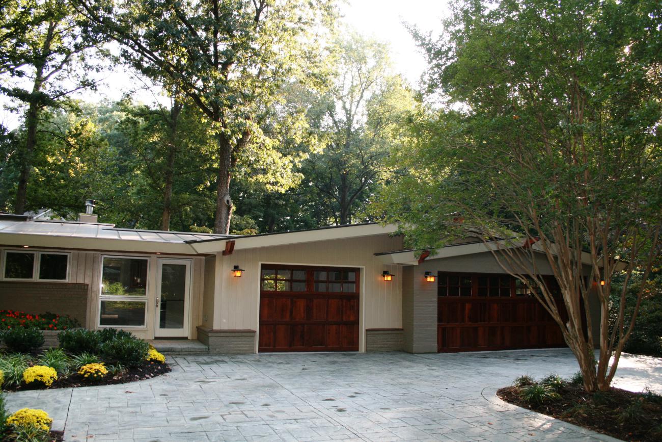 exterior garage view - Modern home makeover - Carr Baron project