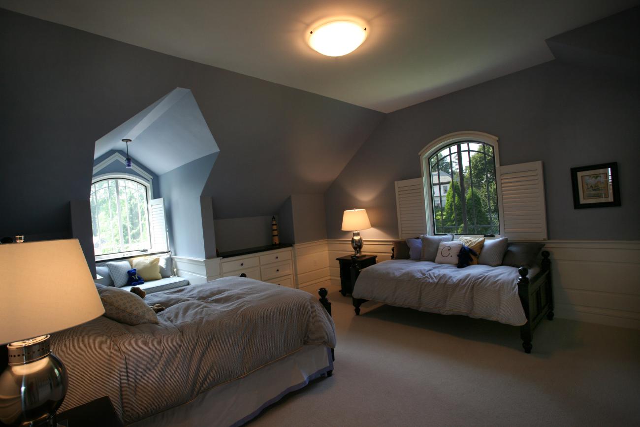 Carr project - nautical New England waterfront home - a guest bedroom