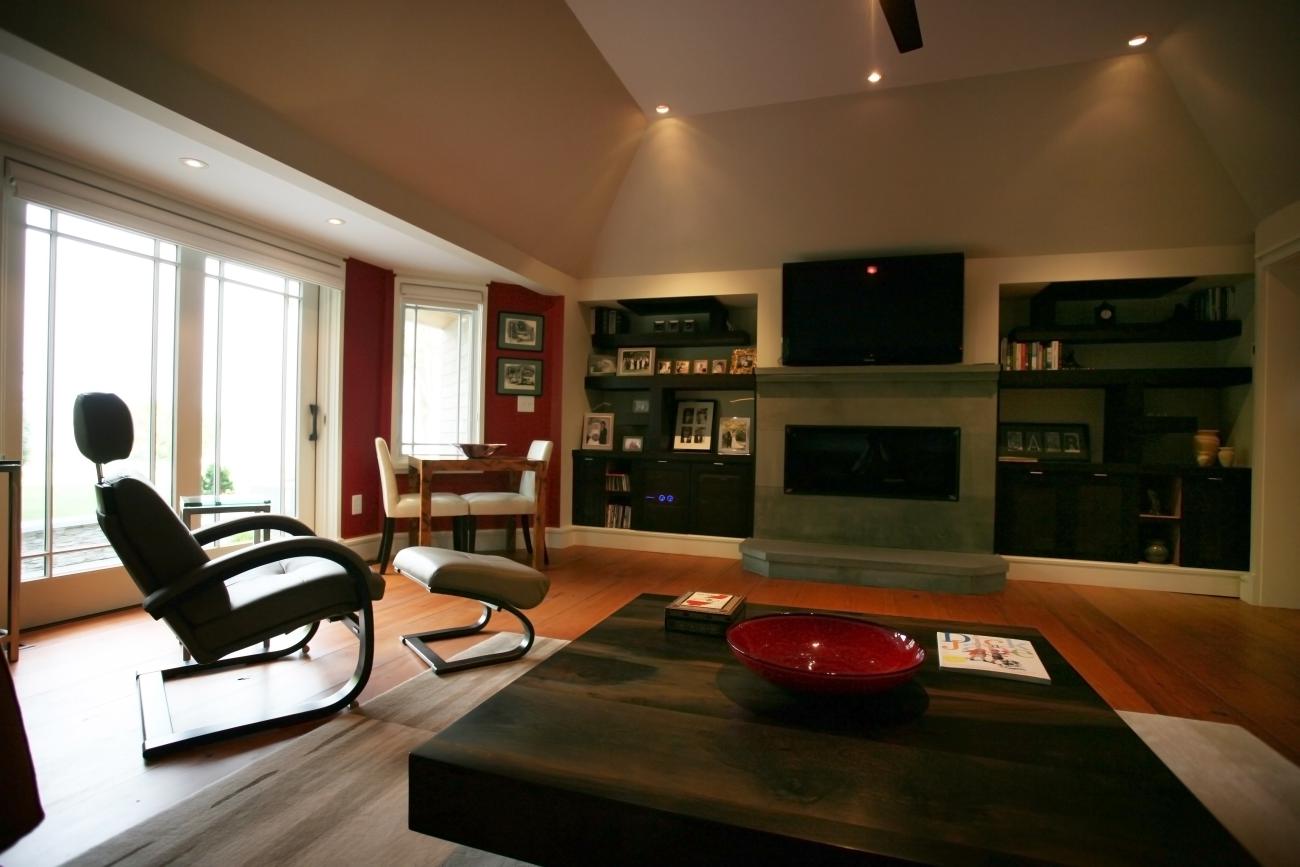 Carr project - nautical New England waterfront home - family room built ins