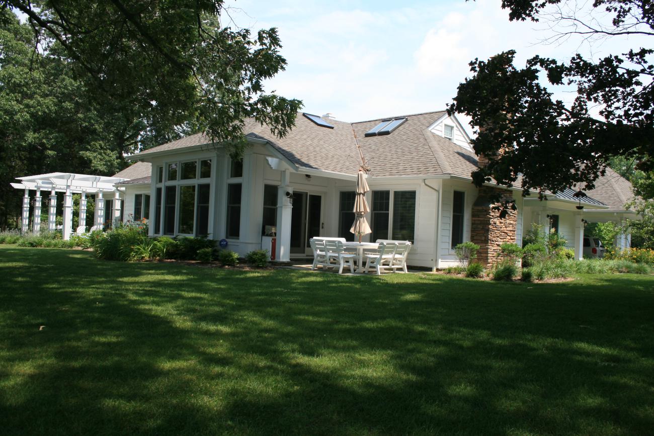 Enrico-Easton - waterfront cottage renovation - exterior side after