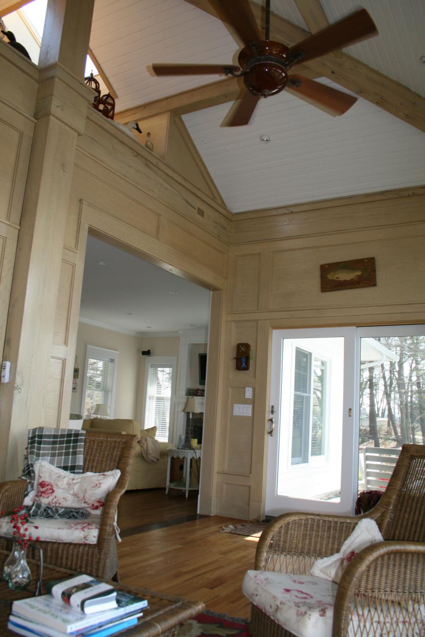 Enrico-Easton - waterfront cottage renovation - living room with vaulted ceiling